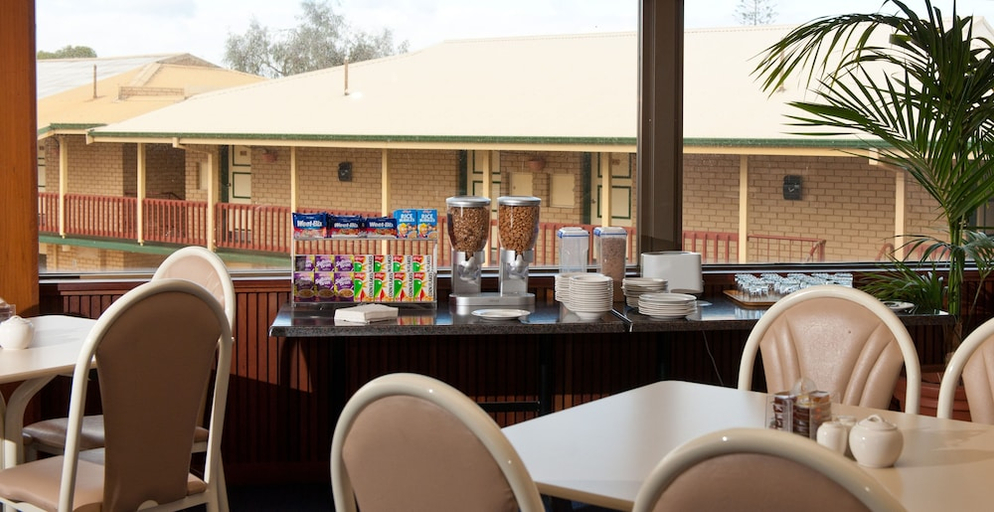 Food & Drinks, Admiral Motel Bunbury, Bunbury