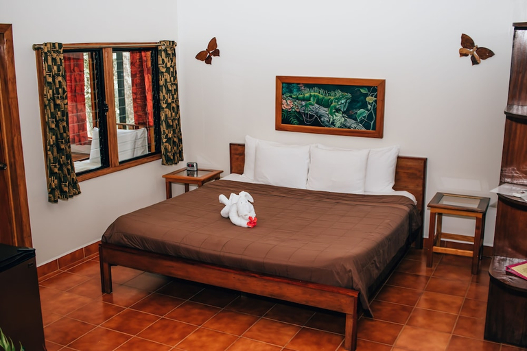 Others 3, Mariposa Jungle Lodge