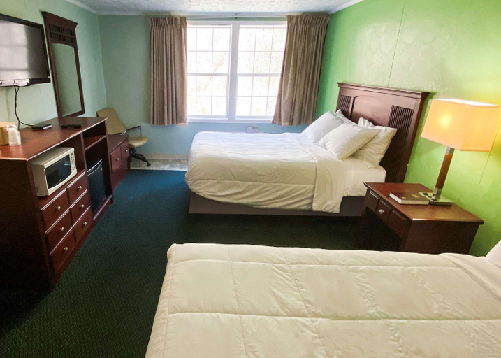 Bedroom 4, Knights Inn Lake City, Columbia
