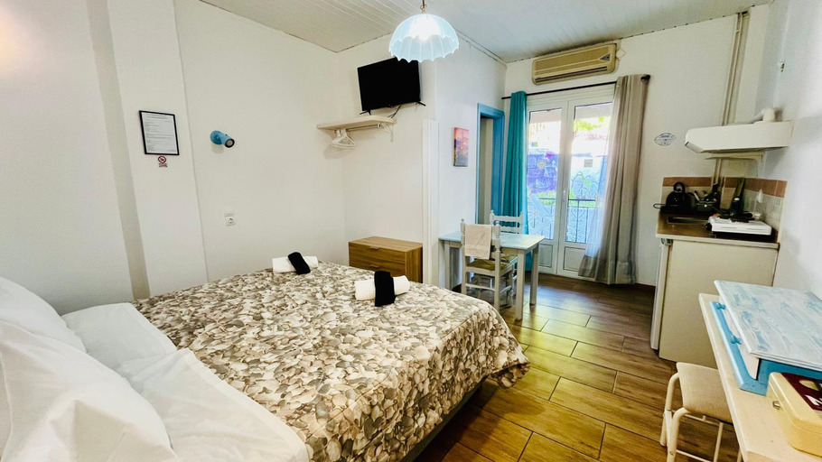 Bedroom 3, Anthis Studios, North Aegean
