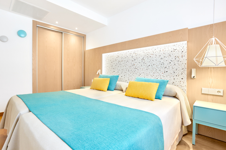 Bedroom 3, Universal Aparthotel Elisa, Baleares