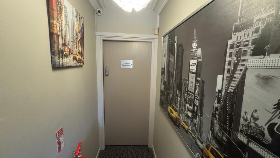 Others 5, Holywell Apartment - Luxury One Bedroom Apartment, Flintshire