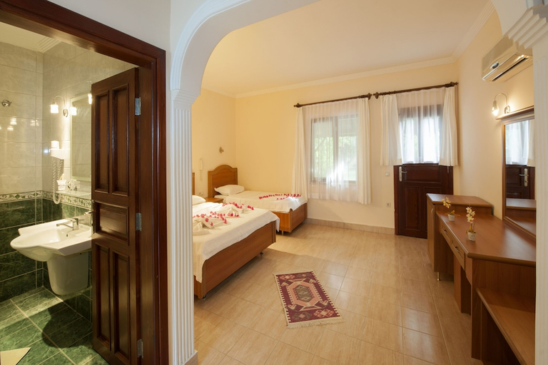 Bedroom 4, Kutle Hotel, Kemer