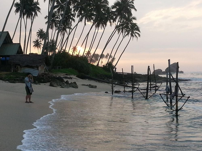 Others 5, Villa Vidura, Galle Four Gravets