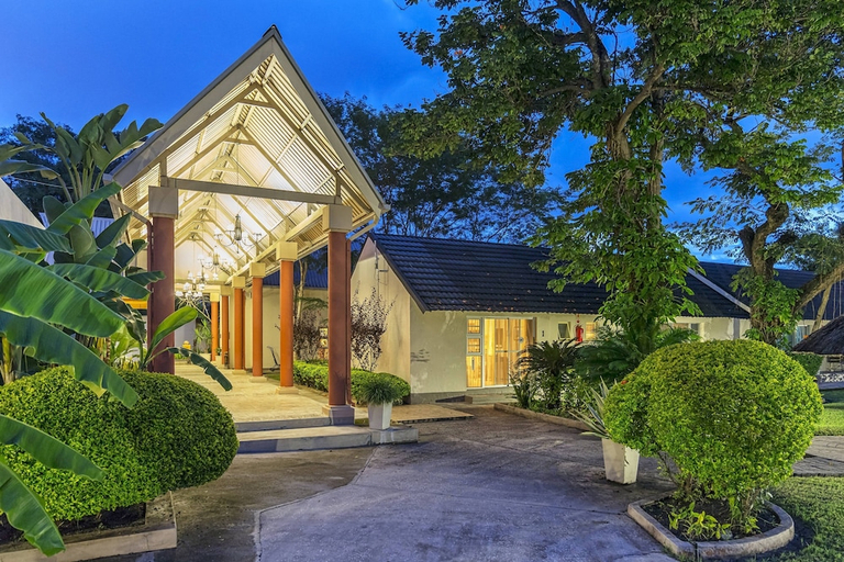 Exterior & Views 1, Protea Hotel By Marriott Zambezi River Lodge, Sesheke