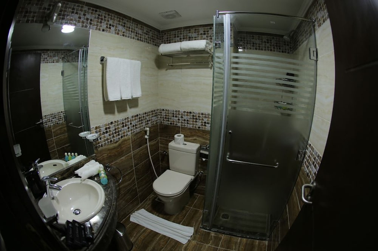 Bathroom, Tolip Inn Maadi, Al-Ma'adi