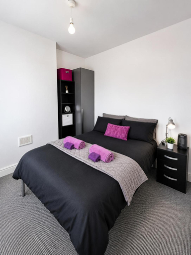 Bedroom, Cinderhouse Highbury Vale, Nottingham