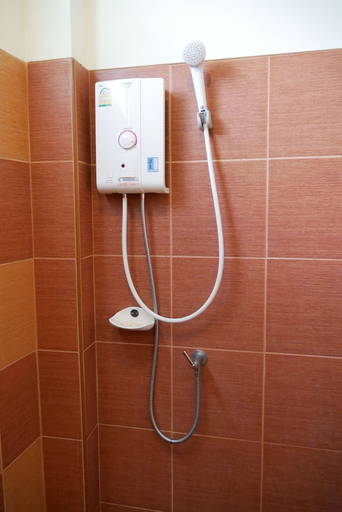 Bathroom 3, Aiyara Garden Resort, Muang Chanthaburi