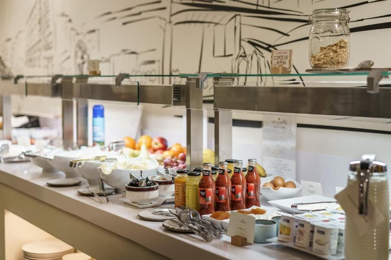 Breakfast buffet 3, ILUNION Abando Bilbao, Vizcaya