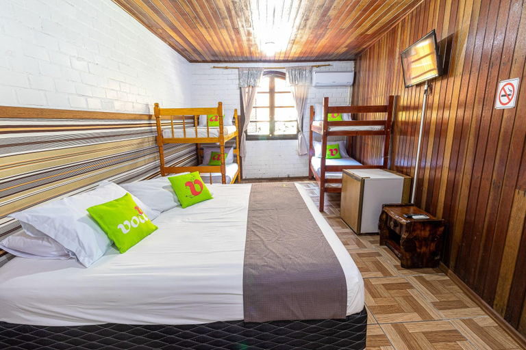 Bedroom 3, Pousada Chalé das Neves, Gramado