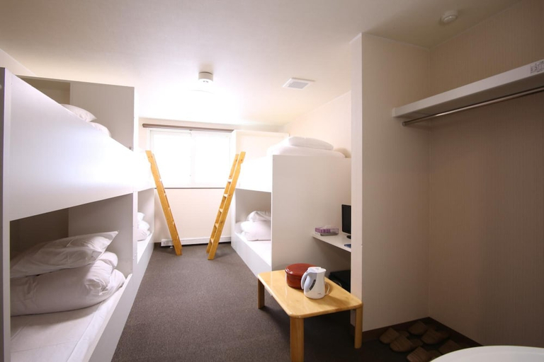 Bedroom 3, Lodge Koropokkuru, Kutchan