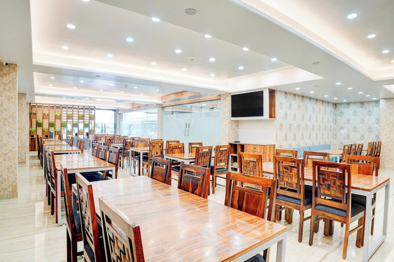 Dining 5, Palette Patel Nagar, Bhopal
