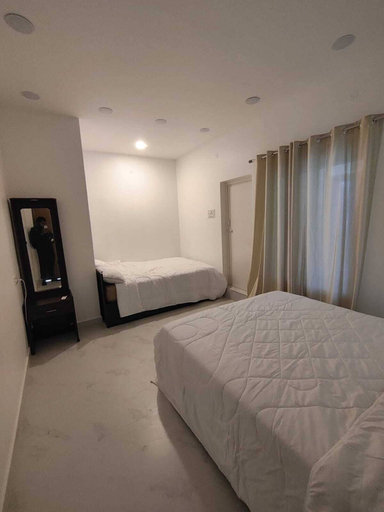 Room 2, AGV Stay, Tiruvannamalai