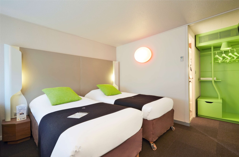 Bedroom 3, Campanile Lyon Sud Feyzin, Rhône