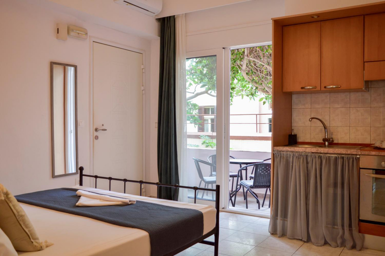 Others 3, mascot traditional guest house, South Aegean