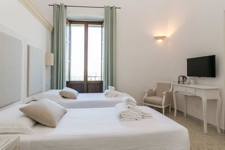 Bedroom 3, ASSERIA MAZZETTA LA CORTE DEL FALCONIERE, Lecce