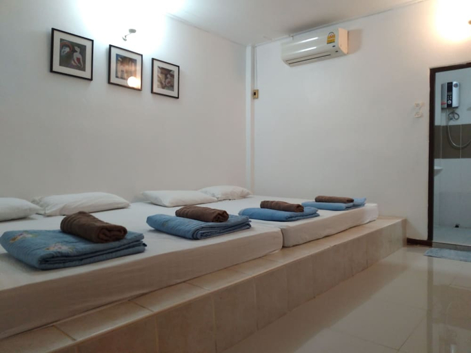 Bedroom 2, Banlomtalay Resort, Muang Rayong