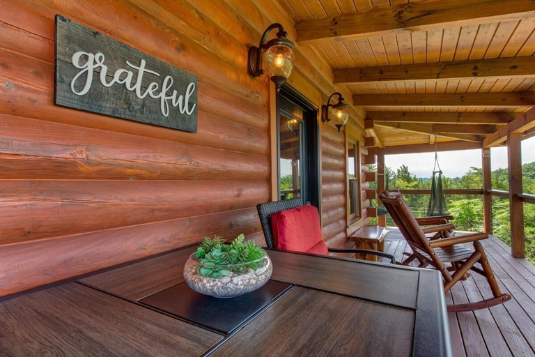 Property grounds 4, Lakeview Serenity, Sevier