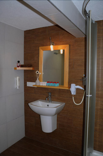 Bathroom 5, Butik Pendik Hotel, Pendik