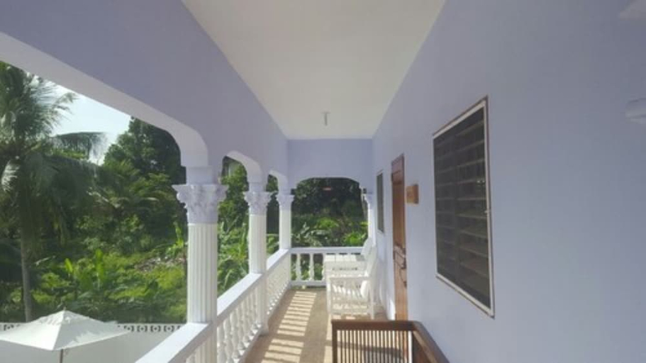 Others 5, Ocho Rios Pimento Villas