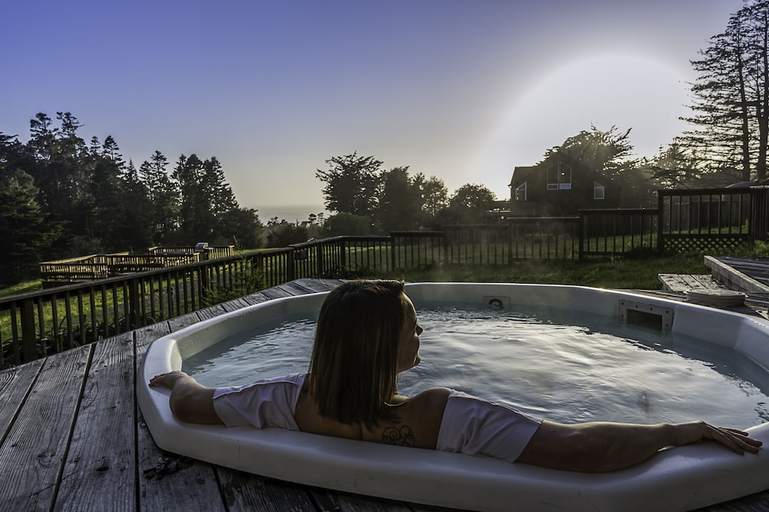 Sport & Beauty 5, The Inn at Schoolhouse Creek, Mendocino