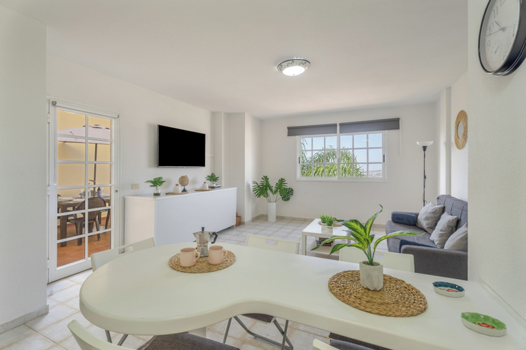 Living room 2, Cozy 2-bedroom Apartment in Playa de las Américas, Santa Cruz de Tenerife