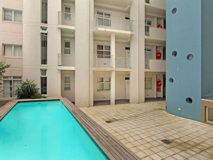 Sport & Beauty, ITC Hospitality Group Two Bedrooms Canterbury Suites Building, City of Cape Town