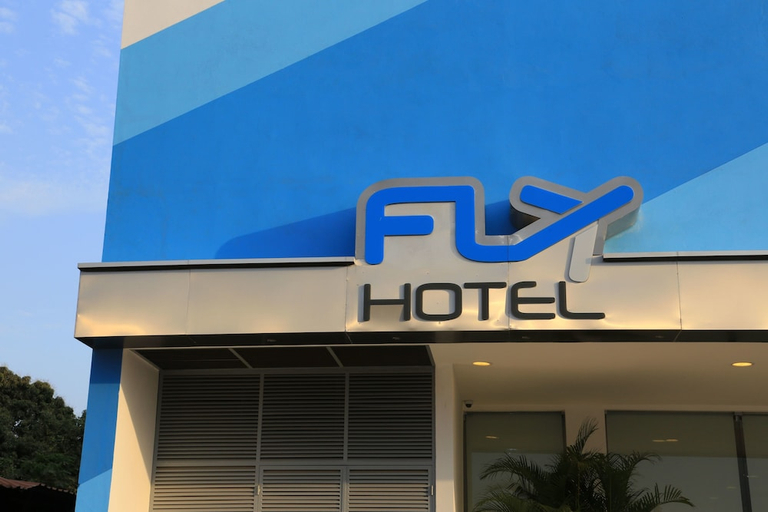 Exterior & Views, Fly Hotel, Maianga