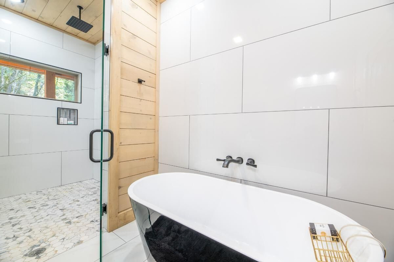 Bathroom 4, Valley Cove, Sevier