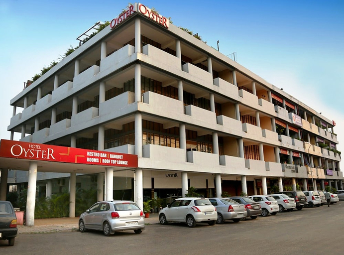 Exterior & Views, Hotel Oyster, Chandigarh