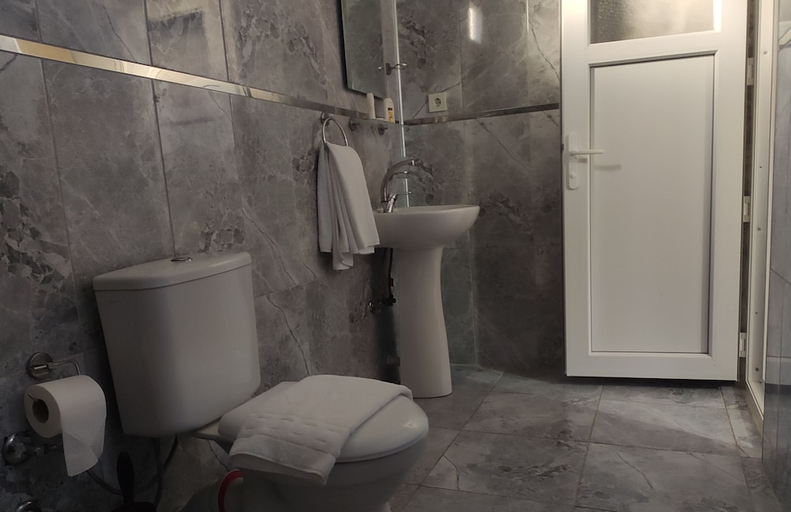 Bathroom 3, Nostalgia Camping Pension, Manavgat