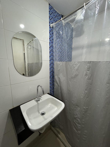 Bathroom 2, El Misti Suites, Rio de Janeiro