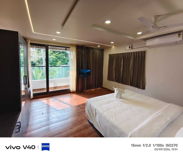 Room 2, Velmora Luxe Residences, Madurai