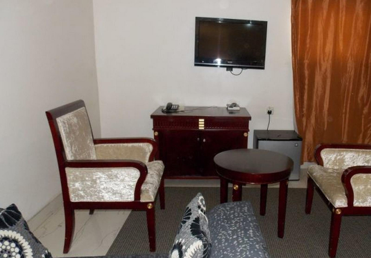 Others 5, GADE PLACE HOTEL, Ikwerre