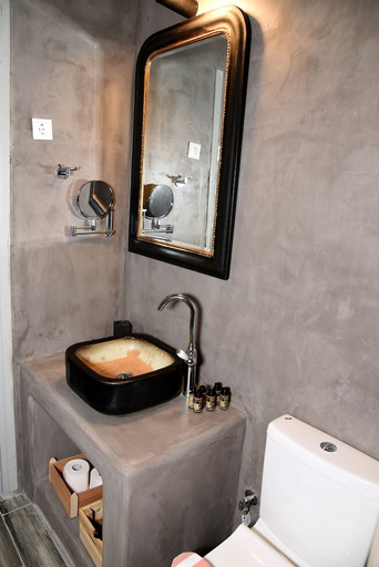 Bathroom 3, Aletro Cottage Houses, South Aegean