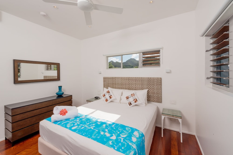 Bedroom 3, Crystal Blue Lagoon Villas, Rorotonga