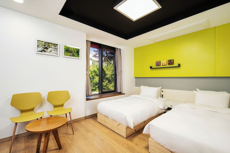 Bedroom 2, Sangsangmadang Chuncheon Stay Hotel, Chuncheon