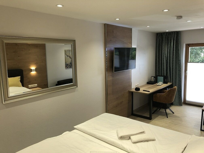Bedroom 4, Hotel Bayerischer Wald, Straubing-Bogen