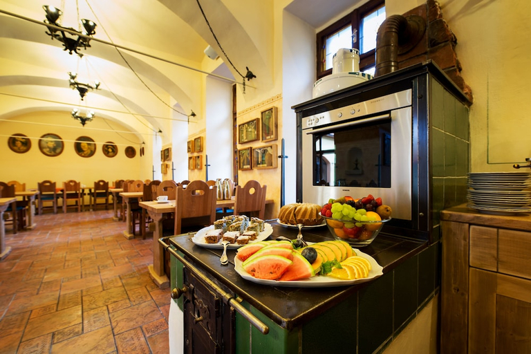Food & Drinks 5, Selsky Dvur Sivek Hotels, Praha 10