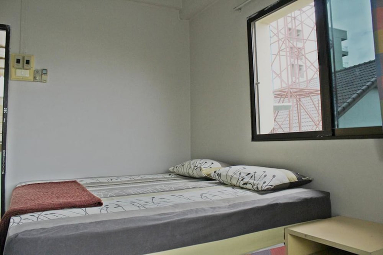 Bedroom 2, Saeng Chan Apartment, Hat Yai