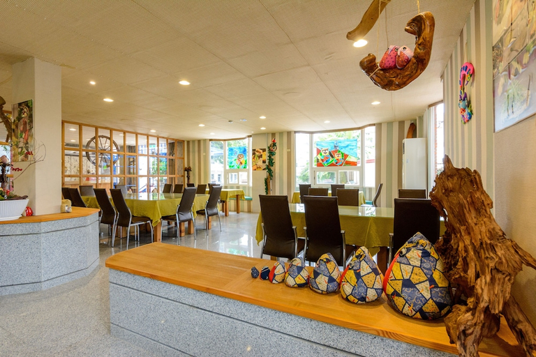 Food & Drinks 3, Hualien Owl Castle(Room only)-Free parking, Hualien
