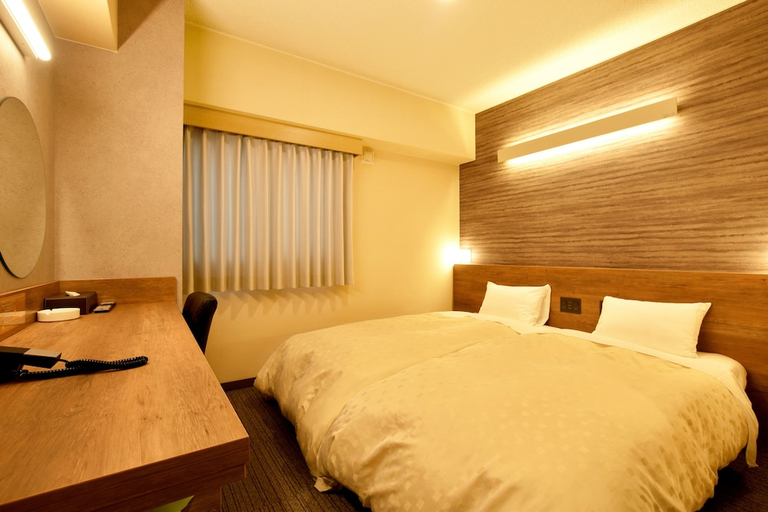 Bedroom 2, Asahikawa Sun Hotel, Asahikawa