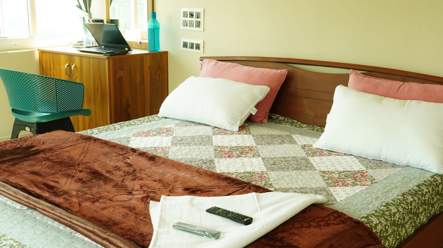Room 5, Vasu Inn, Coimbatore
