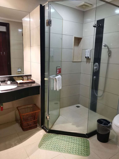 Bathroom 3, Global Business Hotel, Dongguan