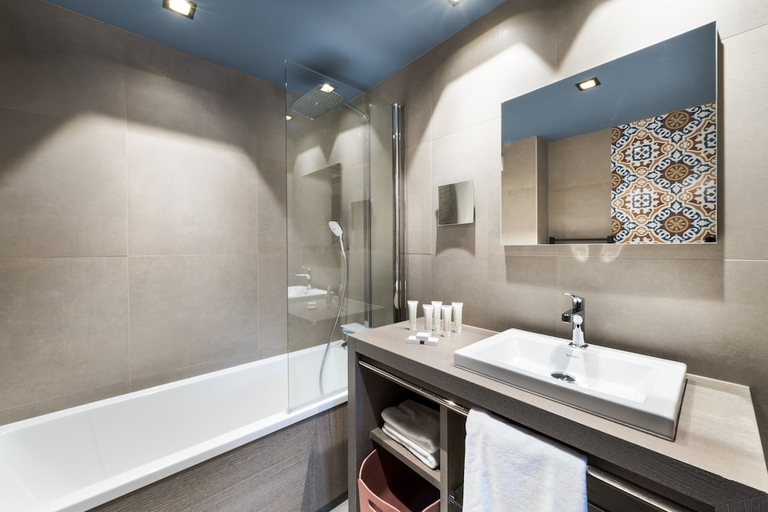 Bathroom 5, Chalet Skadi By Village Montana, Savoie
