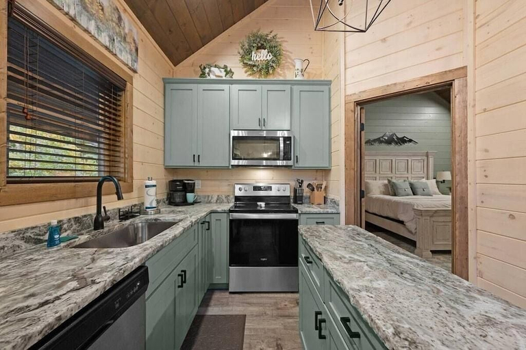 Private kitchen 2, Hillside Haven, Sevier