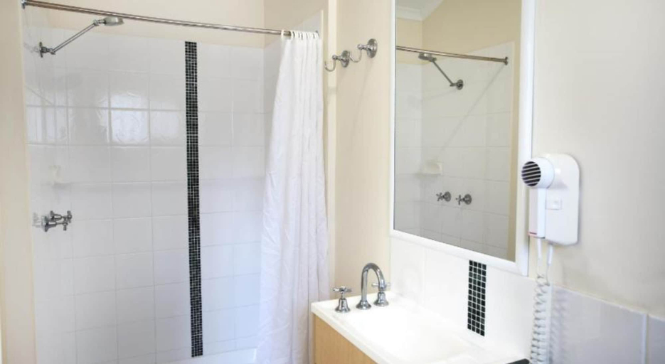 Bathroom 4, Discovery Parks - Rockhampton, Rockhampton