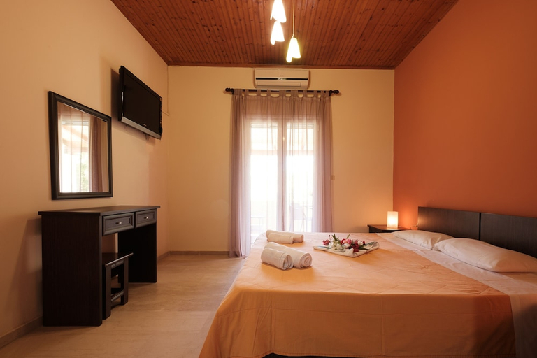 Bedroom 3, Erifili Apartments, Ionian Islands