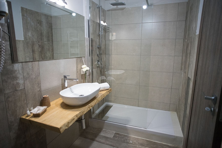 Bathroom 5, B&B Sorahnia Design House, Agrigento