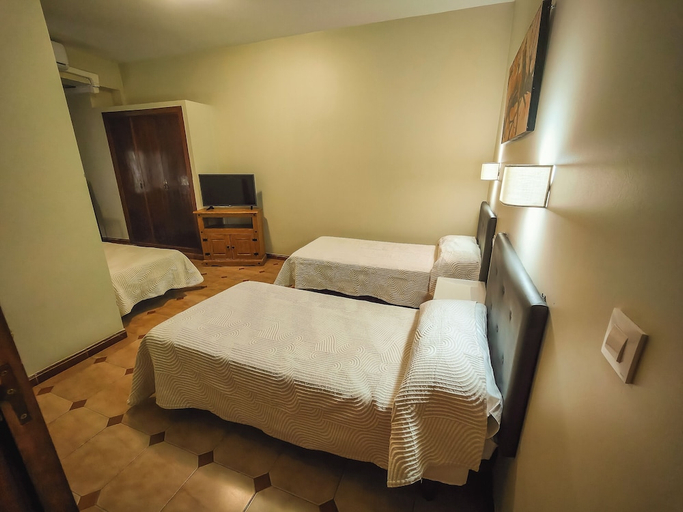 Bedroom 3, Hostal Paris, Cádiz